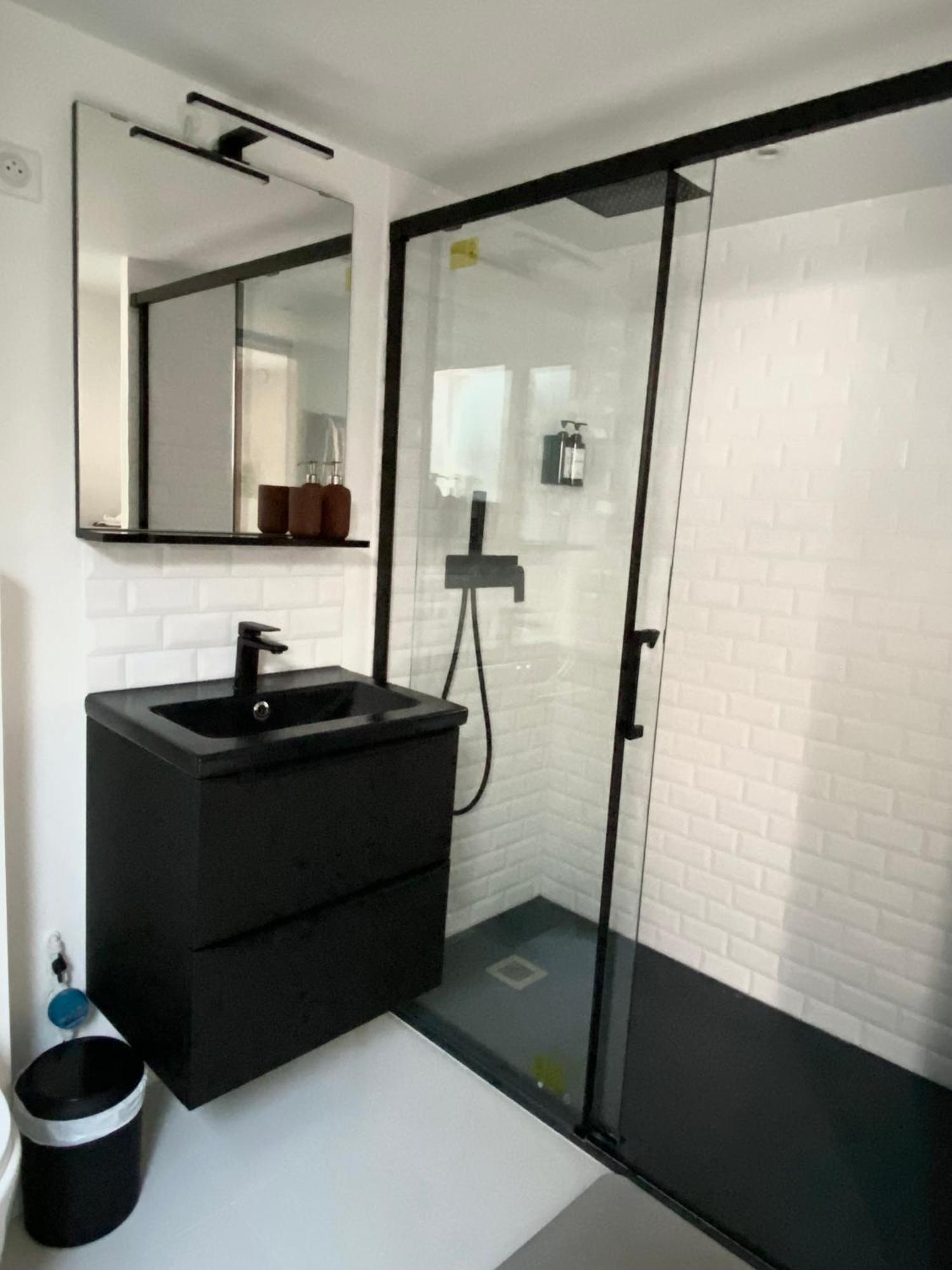 Appartement Indep Cosy Avec Jardin Saint-Denis  Exterior foto